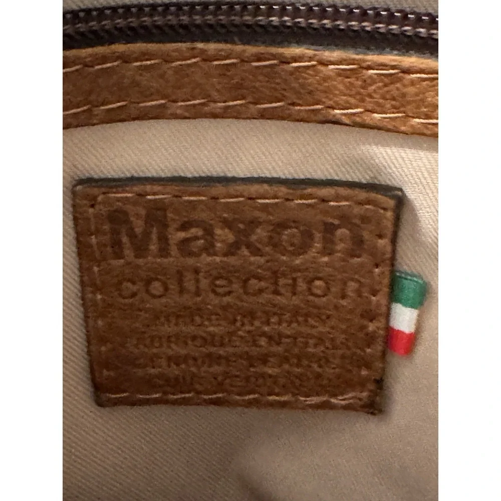 MAXON COLLECTION Soft Brown Textured Leather Pebbled Crossbody Bag Made in Italy